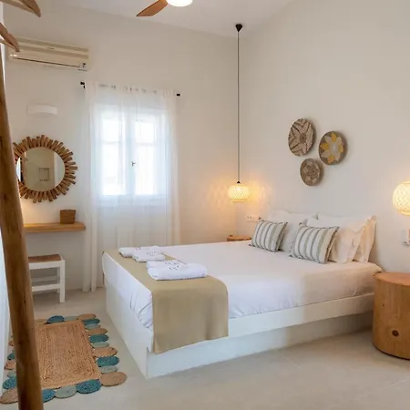 Sunrise Luxury Apartments & Suites Antiparos Exterior photo